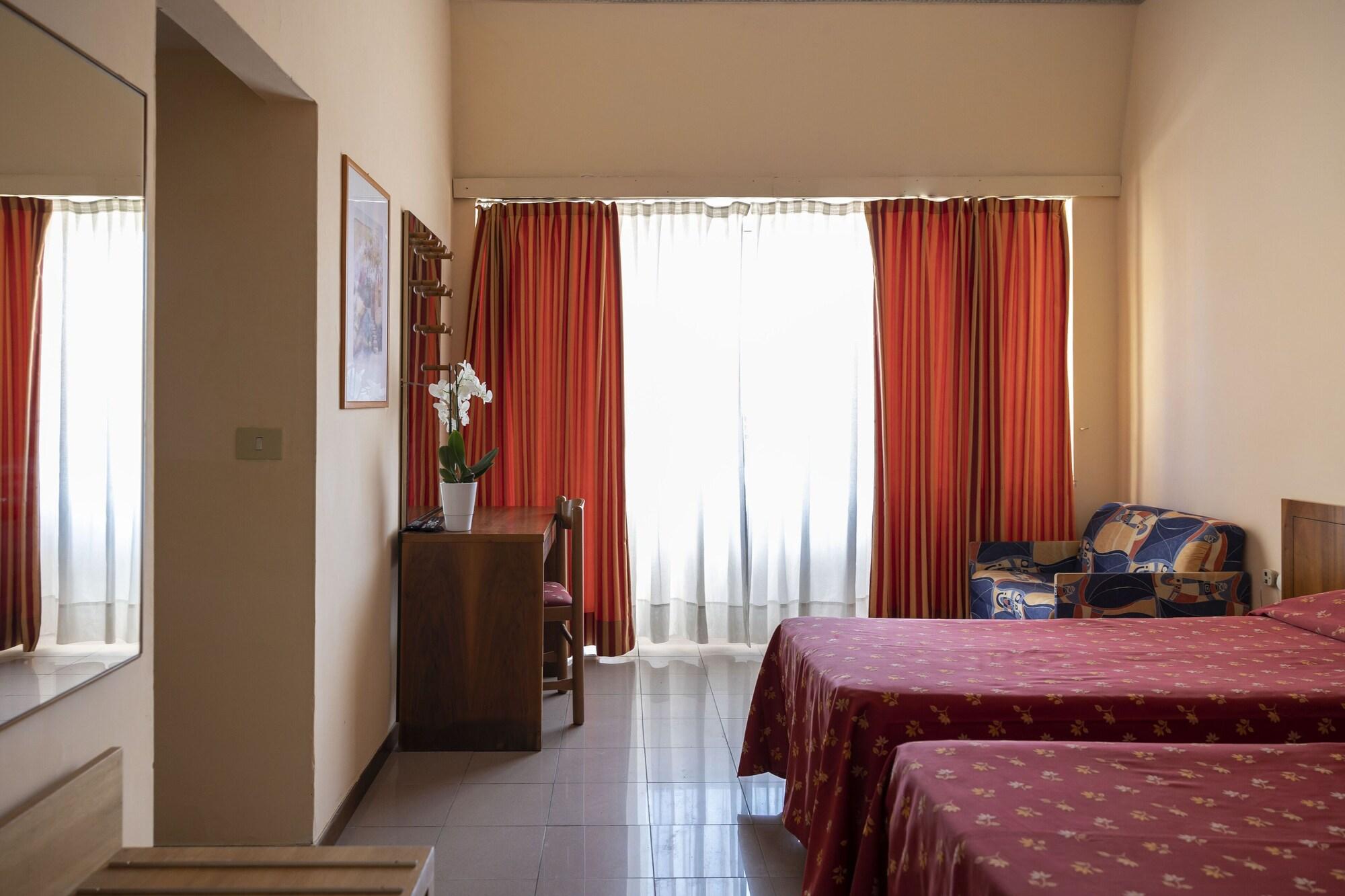 Hotel Villa Margherita Ладисполи Екстериор снимка