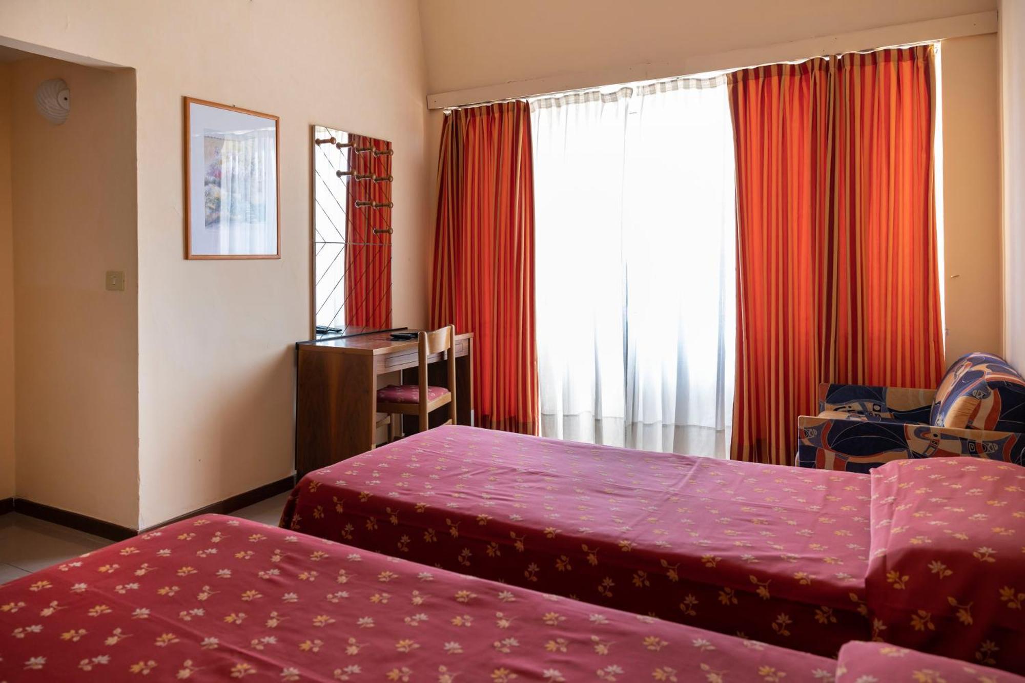 Hotel Villa Margherita Ладисполи Стая снимка
